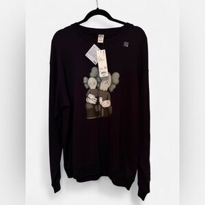 KAWS x Uniqlo Sweatshirt